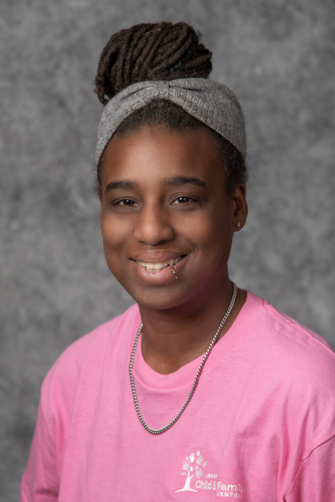 deonna teaching team member
